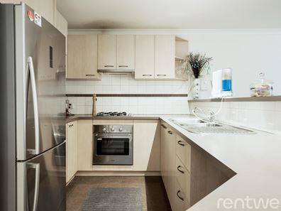 12/36 Epsilon Drive, Rockingham WA 6168