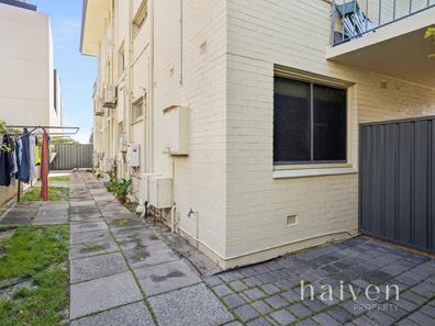 5/4 Kintail Road, Applecross WA 6153