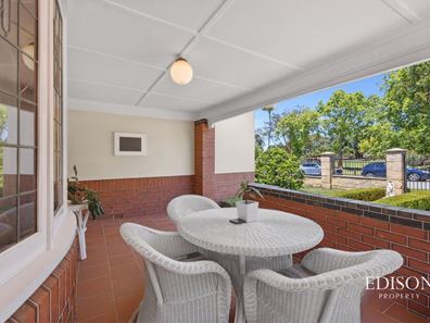 8 Farr Avenue, North Perth WA 6006