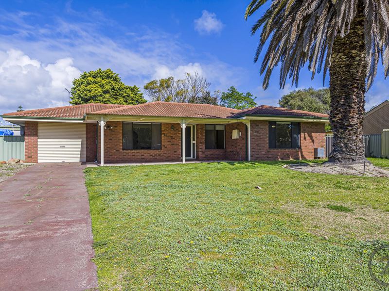 9 Silvertop Avenue, Halls Head