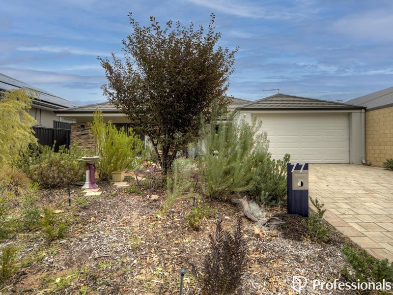 77 Greenslope Drive, Bushmead