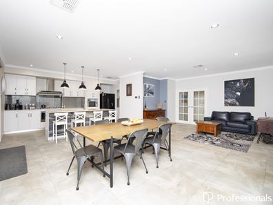 77 Greenslope Drive, Bushmead WA 6055