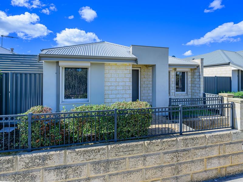 6 Holdsworth Avenue, Aveley WA 6069