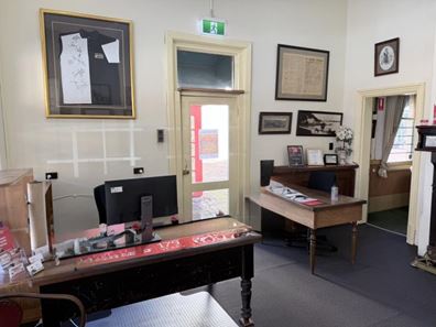 127 Avon Terrace, York WA 6302