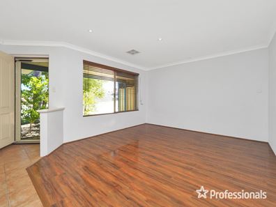 29 Castledene Way, Tapping WA 6065