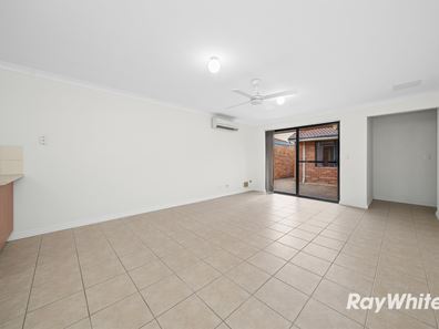 2/39 Brookside Gardens, Caversham WA 6055