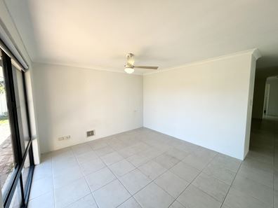 30 Tamarisk Drive, Halls Head WA 6210