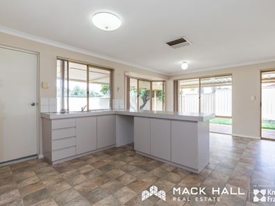 11 Likely Place, Stratton WA 6056