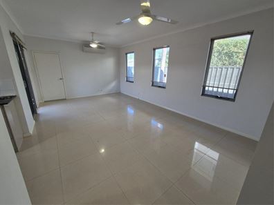39 Tharnda Road, Baynton WA 6714