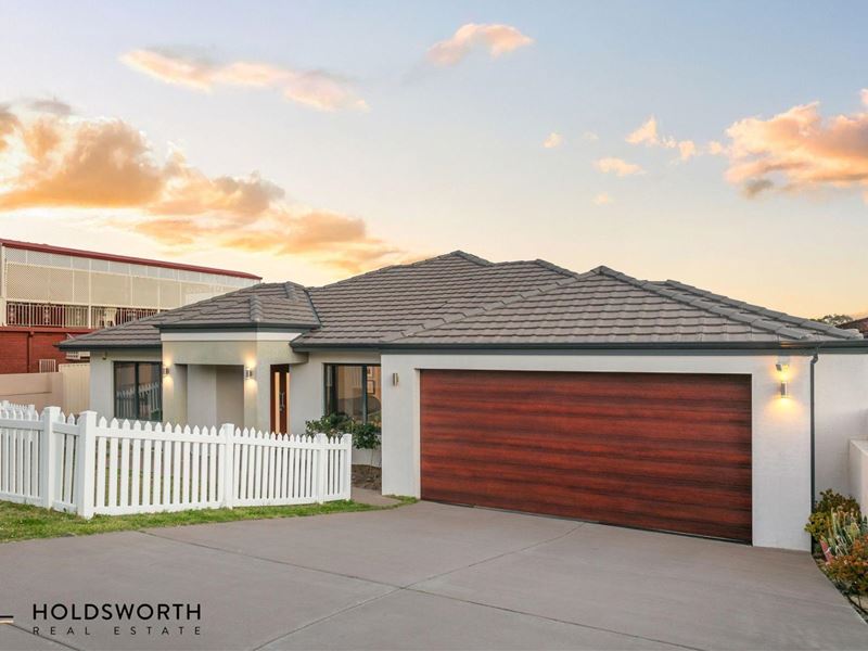 54A Poincaire Street, Stirling WA 6021