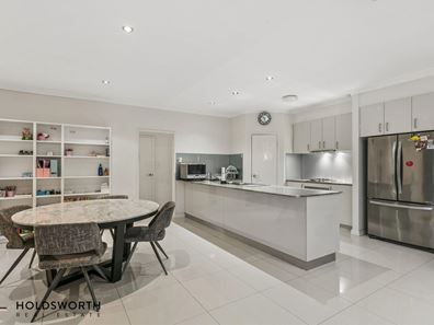 54A Poincaire Street, Stirling WA 6021