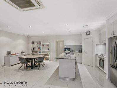 54A Poincaire Street, Stirling WA 6021
