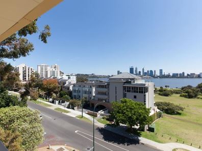 21/181 Mill Point Road, South Perth WA 6151