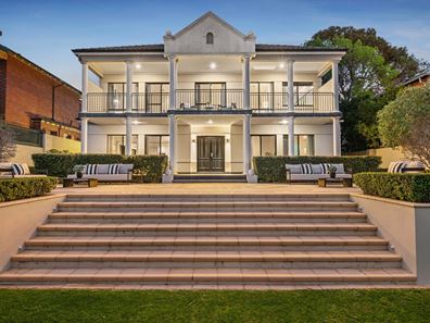 7 Philip Road, Dalkeith WA 6009