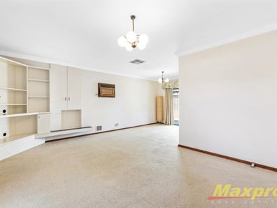 9 Woodford Road, Lynwood WA 6147