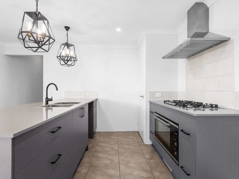 68 Somerford Promenade, Wellard WA 6170