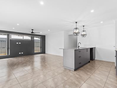 68 Somerford Promenade, Wellard WA 6170