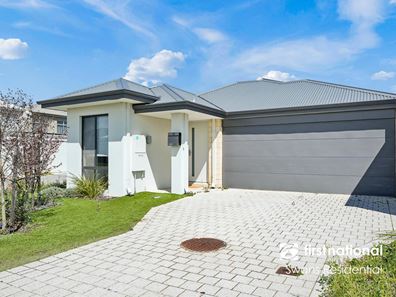 16 Dibbler Drive, Brabham WA 6055