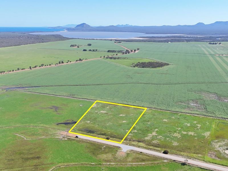Lot 611 Daviesia Drive, Hopetoun WA 6348