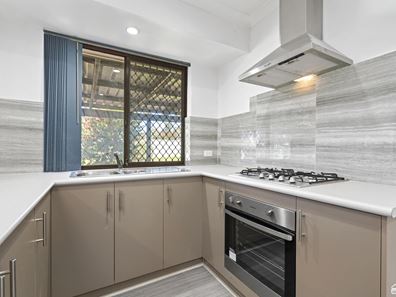 24 Strawberry Drive, Seville Grove WA 6112