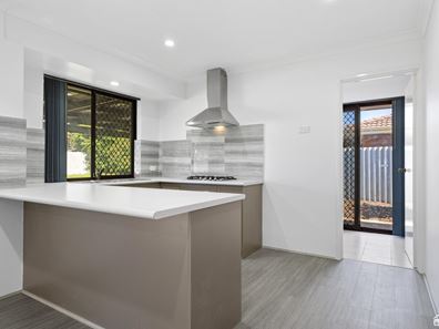 24 Strawberry Drive, Seville Grove WA 6112