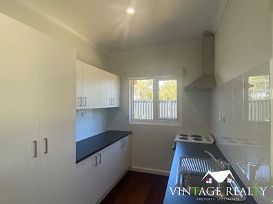 911 South Western Highway, Byford WA 6122