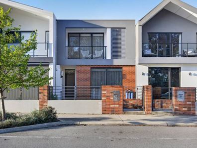 29 Paddock Parade, Cockburn Central WA 6164