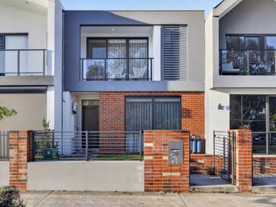 29 Paddock Parade, Cockburn Central WA 6164