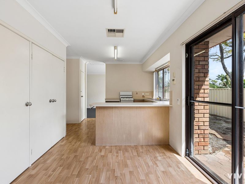 1 Flint Court, Leeming WA 6149
