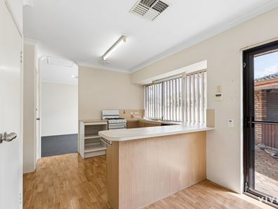 1 Flint Court, Leeming WA 6149