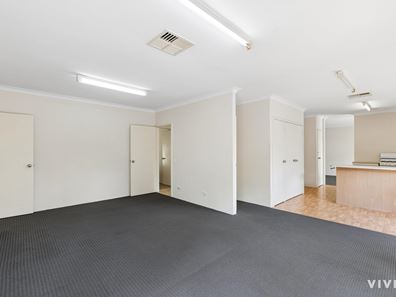 1 Flint Court, Leeming WA 6149