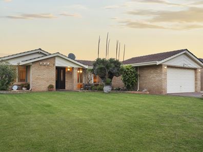 7 Atlantic Way, Waikiki WA 6169