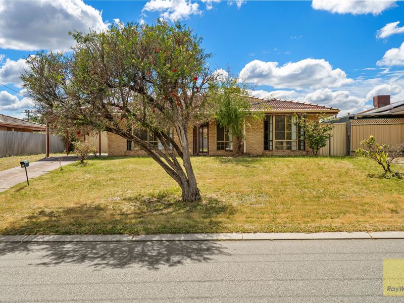 4 Walker Place, Gosnells WA 6110