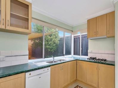 194A Ninth Av, Inglewood WA 6052