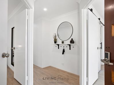 Room/3  5 Plumeria Rise, Sinagra WA 6065