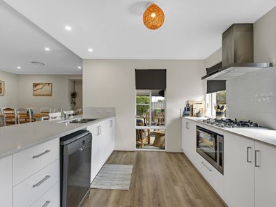 2 Gurnard Loop, Vasse WA 6280