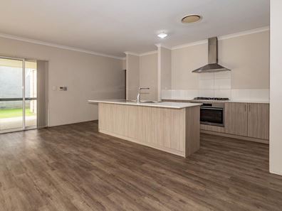 114 Sapphire Chase, Wellard WA 6170
