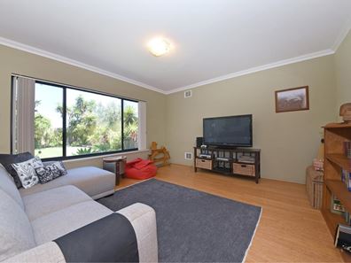 8 Keta Way, Mindarie WA 6030