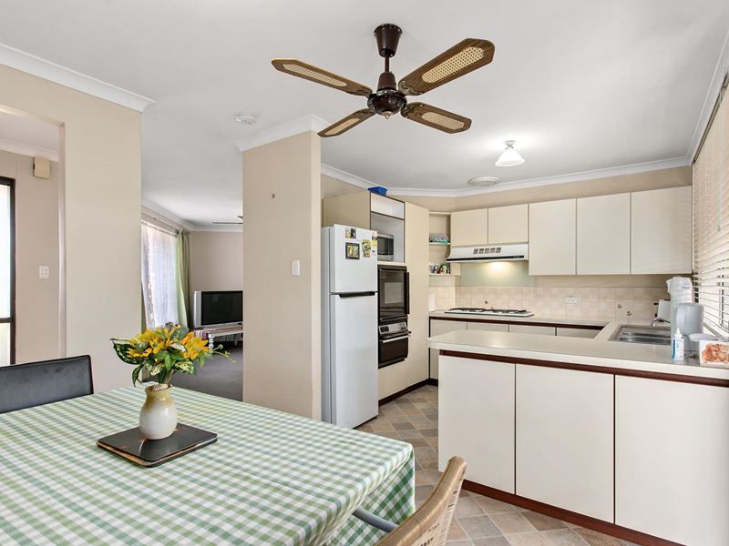 12/18 Heron Place, Maddington