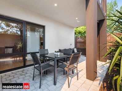 5/33 Mozart Mews, Rivervale WA 6103