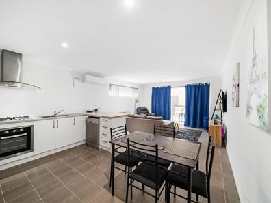 2 Noongah St, Nollamara WA 6061