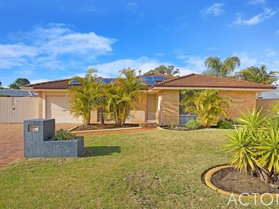 4 Shanto Court, Dudley Park WA 6210