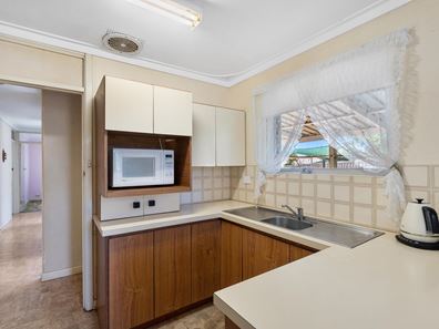 75 Eileen Street, Gosnells WA 6110
