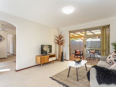 2/72 Gardner Street, Como WA 6152