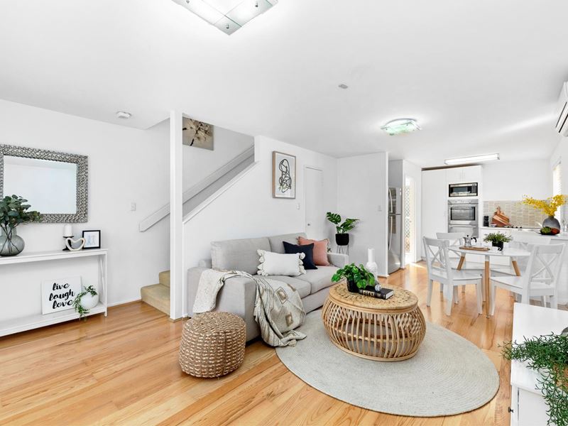 3/8 Leonora Street, Como
