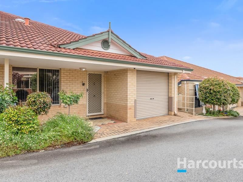 Villa 4/3A Moolanda Boulevard, Kingsley