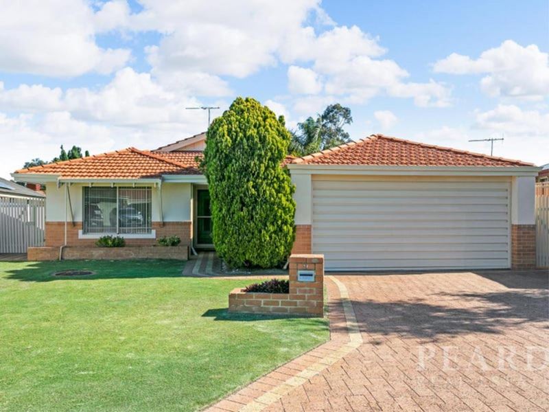 11 Iandra Loop, Carramar WA 6031