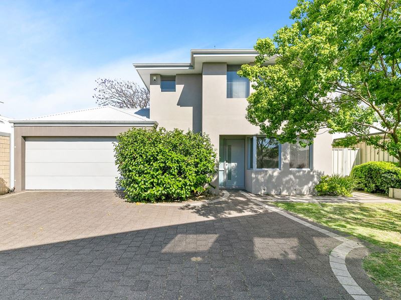 4/4 Langley Place, Innaloo