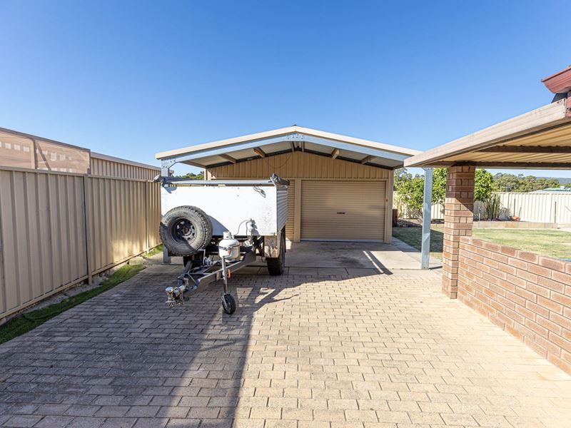 111 Blackadder Road, Swan View