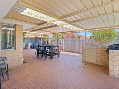 5 Whiston Crescent, Clarkson WA 6030